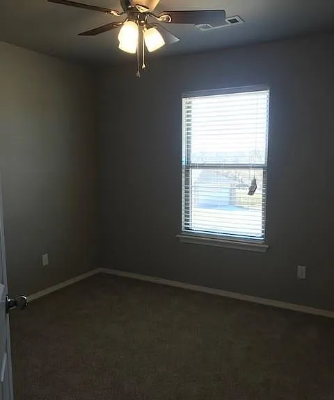 604 SW Loudon Dr #1 — Photo 12