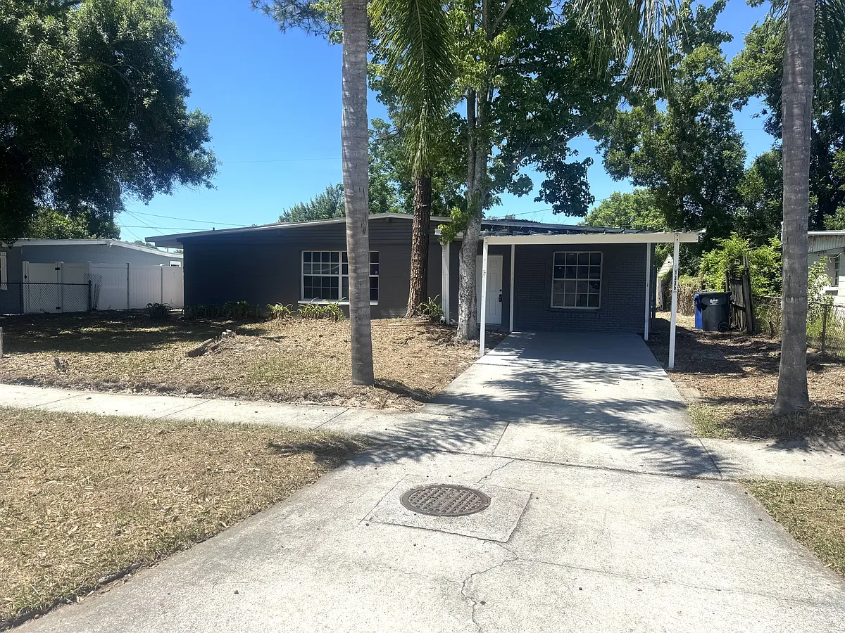 Building Photo - 1335 Warrington Way