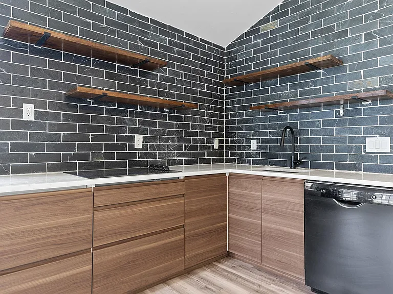 3909 Willbert Rd #B — Photo 5
