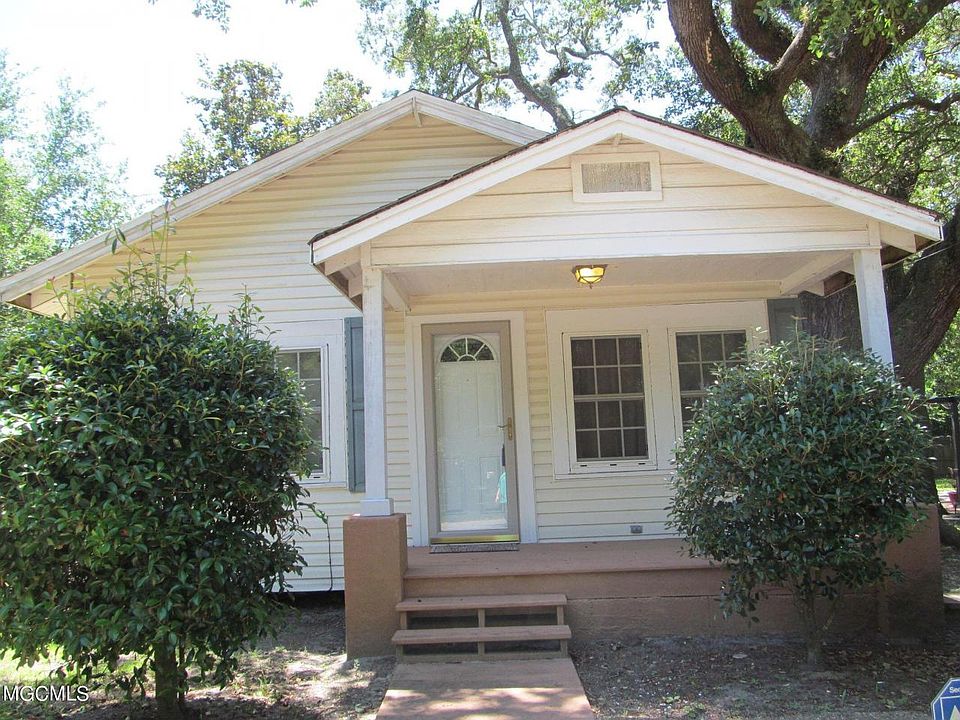 1st image of 2307 Oak Ave