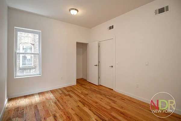 Rented by Next Door Realty NYC | media 31