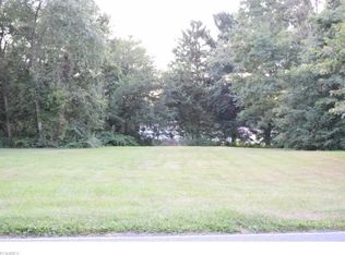 2726 Martin Rd, Mogadore, OH 44260