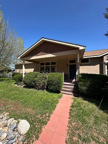 433 Estancia Loop Photo 1