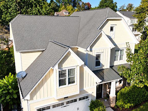 2nd image of 2712 Ashland St