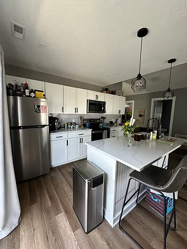2043 Broadway St Photo 1