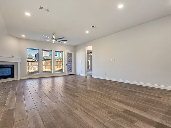 4th image of 2632 War Admiral St