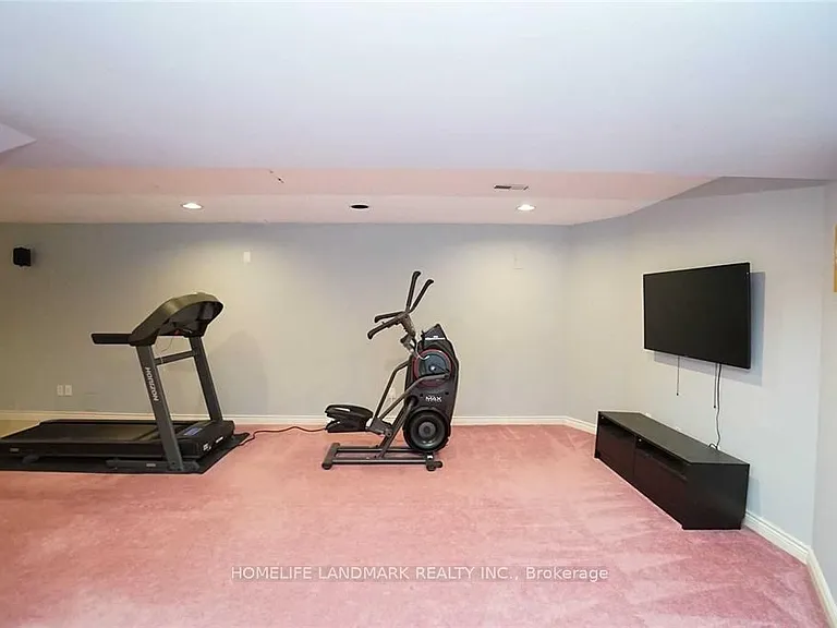 4887 Natkarni Cres — Photo 27