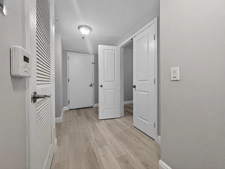 2681 N Flamingo Rd #902S — Photo 36