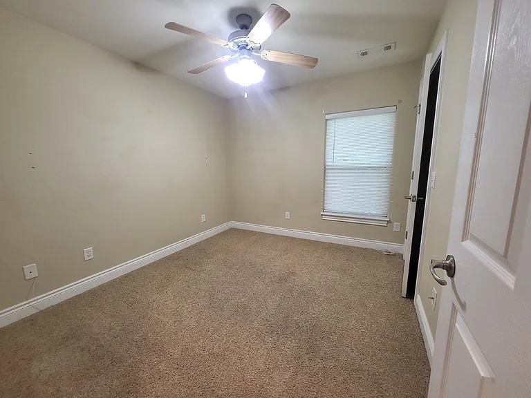 19 Shelly Dr — Photo 20