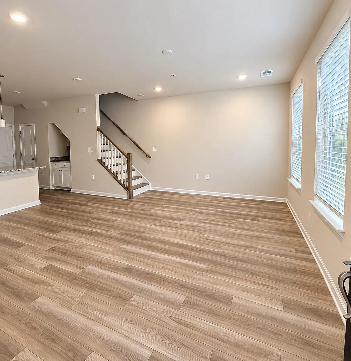 Goose Creek Village Condo — Photo 2