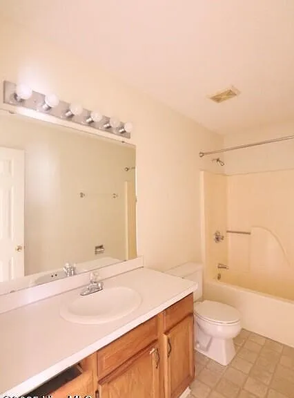 2069 Quail Ridge Rd #D — Photo 15