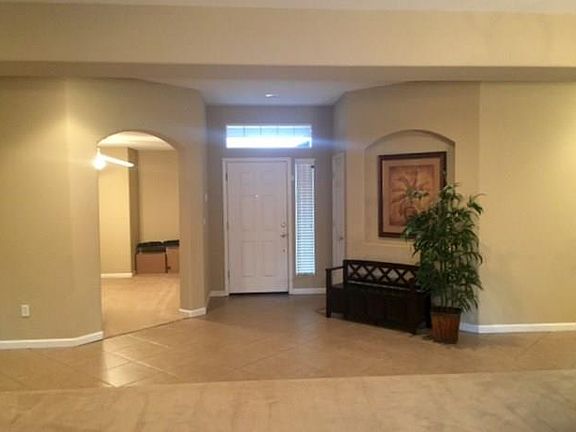 3rd image of 1828 W Picadilly Ln