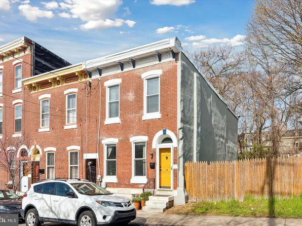 19 W Manheim St, Philadelphia, PA 19144