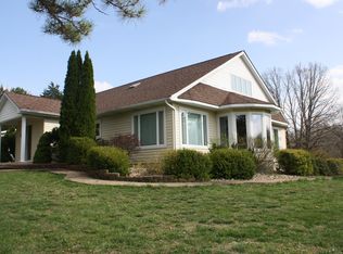 27390 Sparrow Ln, Richland, MO 65556