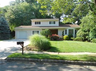 27 Thomas Rd, East Brunswick, NJ 08816
