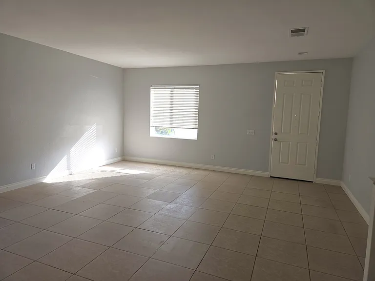 29188 Bent Tree Dr — Photo 5