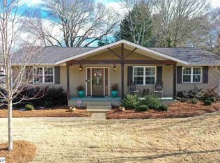 611 Parkins Mill Rd, Greenville, SC 29607