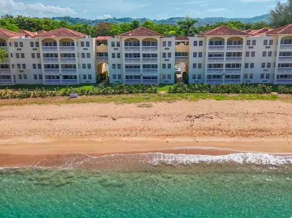 Condominio Sol Y Playa APT 322, Rincon, PR 00677