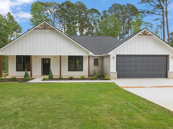 Elmwood Dr, Texarkana, TX 75501