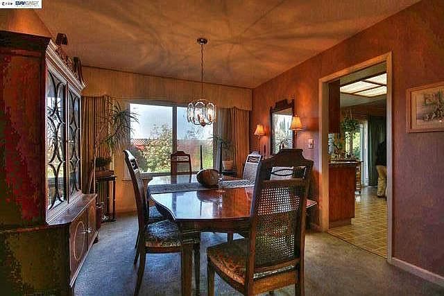 Dining Rm