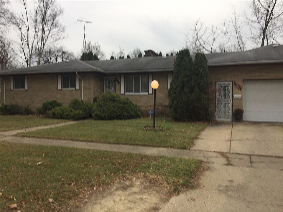 2nd image of 3213 Emerson St
