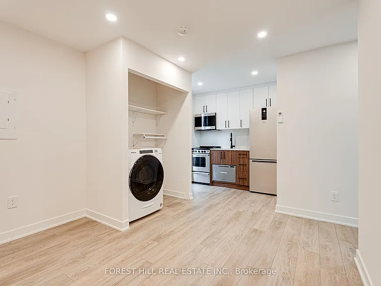 50 William Cragg Dr #B — Photo 8