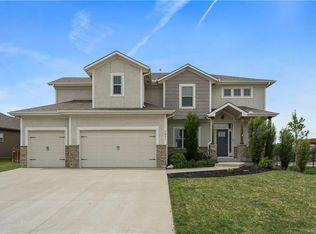 1051 SW Conch Cir, Lees Summit, MO 64064
