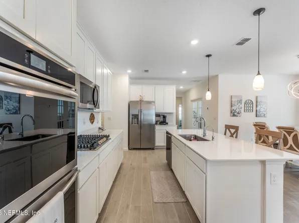 154 DOGLEG Run, St. Johns, FL 32259