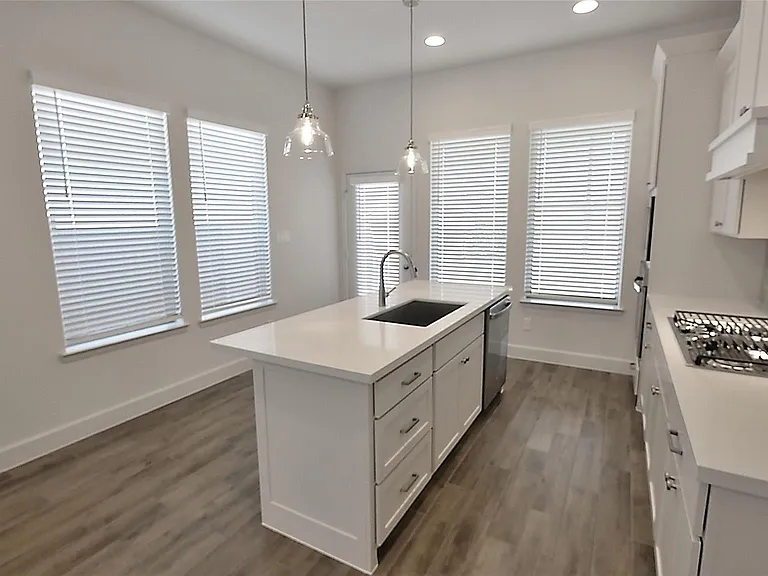 2819 Orange Leaf Dr — Photo 9
