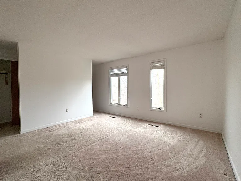 5 Winston Ct — Photo 13
