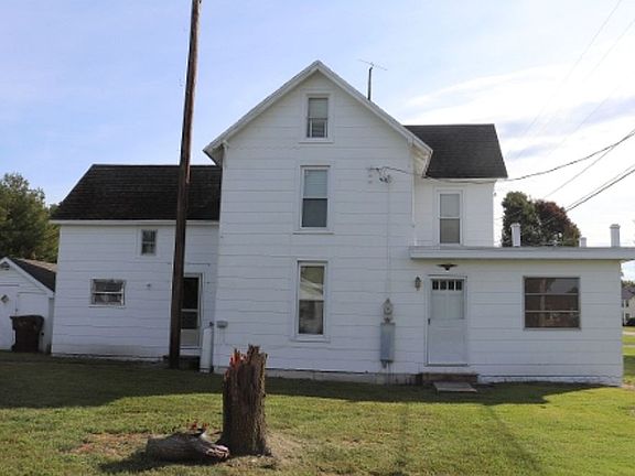 3rd image of 34756 Railroad Ave