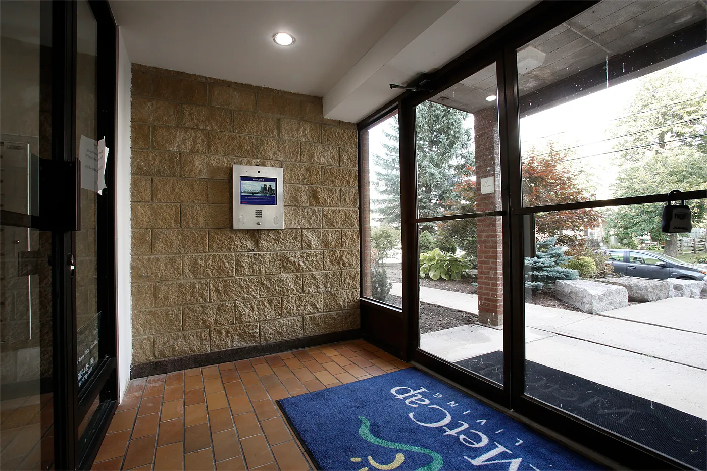 120 Elm Street — Photo 2