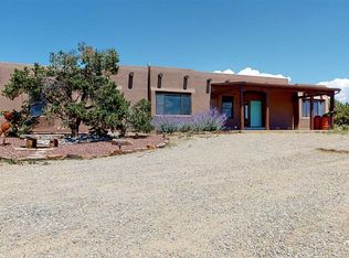 16 Camino Potrillo, Lamy, NM 87540