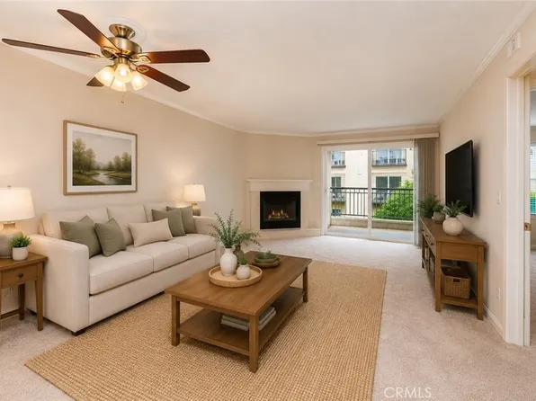 5540 Owensmouth Ave APT 205, Woodland Hills, CA 91367