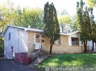 1220 Circle Terrace Blvd NE, Columbia Heights, MN 55421