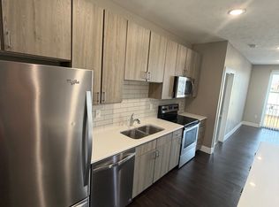 720 S 30th St APT 406, Omaha, NE 68105