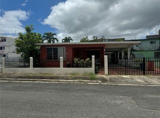 14 Cll Adelina Valley, Juncos, PR 00777