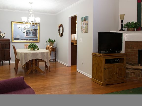 5th image of 5649 Fern Creek Dr SW #0