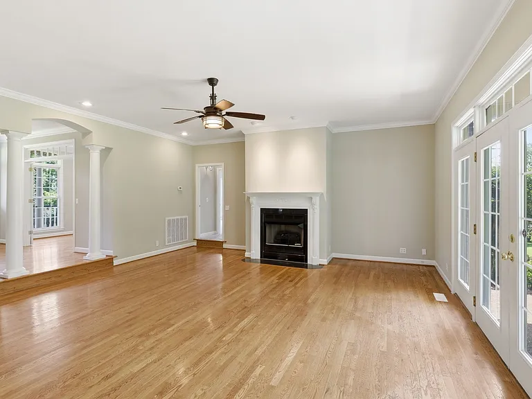 4325 Long Ln — Photo 9