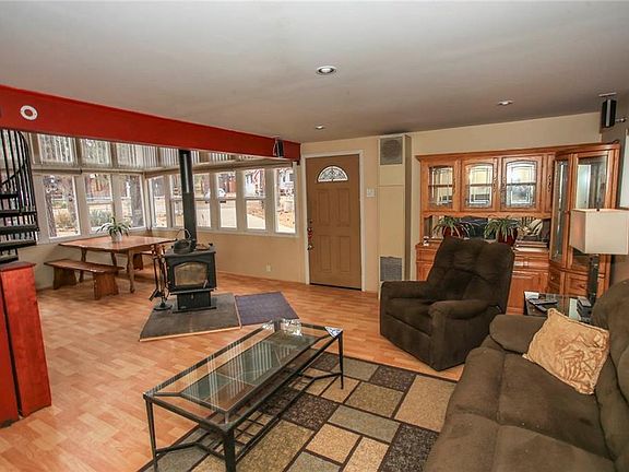 5th image of 427 Highland Ln