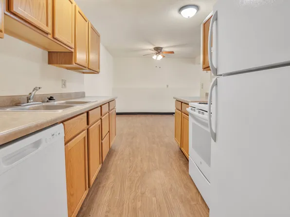 Winding Hills Apartments