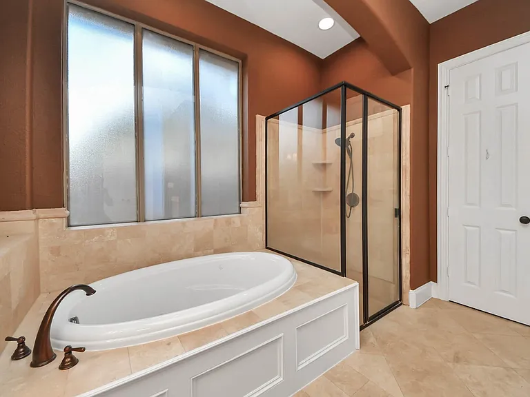 1807 Ravenel Ln — Photo 27