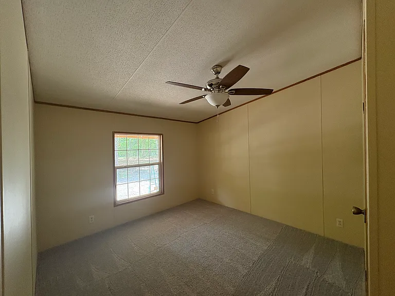 131 Laurel Trails Rd — Photo 7