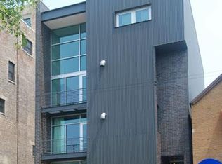 3127 N Ashland Ave #R1, Chicago, IL 60657