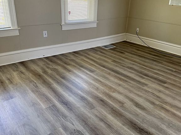 lower bedroom or dining room