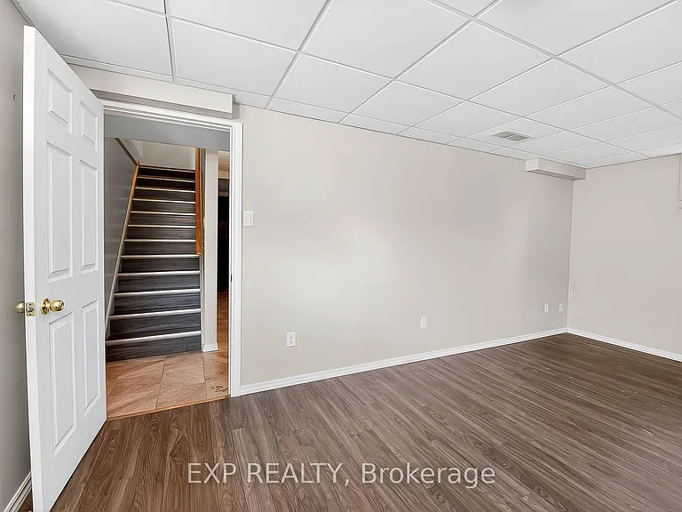 600 Winterberry Ave — Photo 23