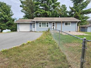 N8634 4th Ave, Westfield, WI 53964