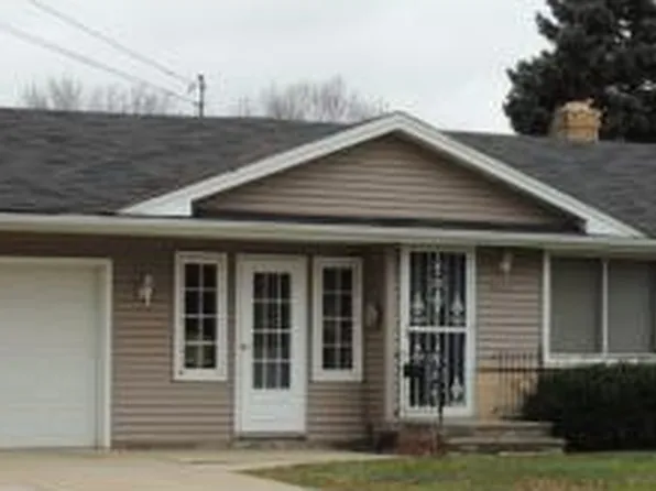 1313 S Fisk St, Green Bay, WI 54304