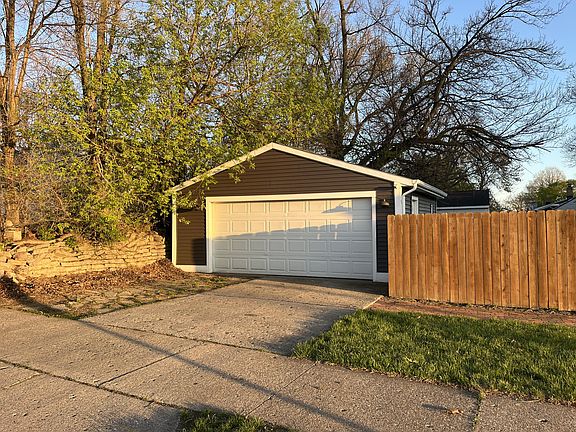 4th image of 3300 Heron Ave SW