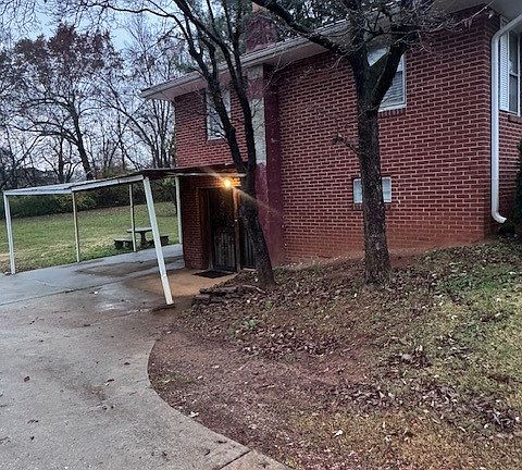 2nd image of 205 Elyria Dr